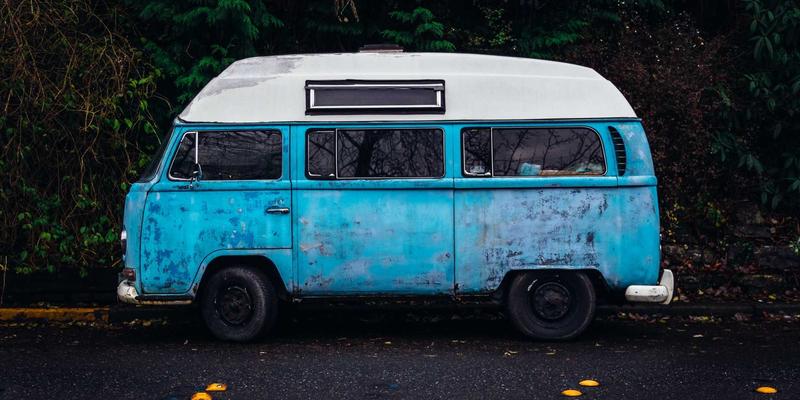 特种柜运输:框架柜、开顶柜、冷藏高柜如何为您的国际物流降本增效?